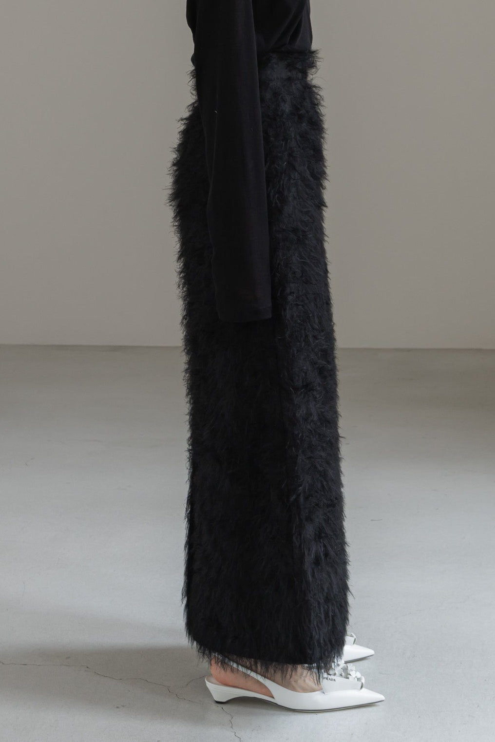 【PRE ORDER】FEATHERED LONG SKIRT (2color)