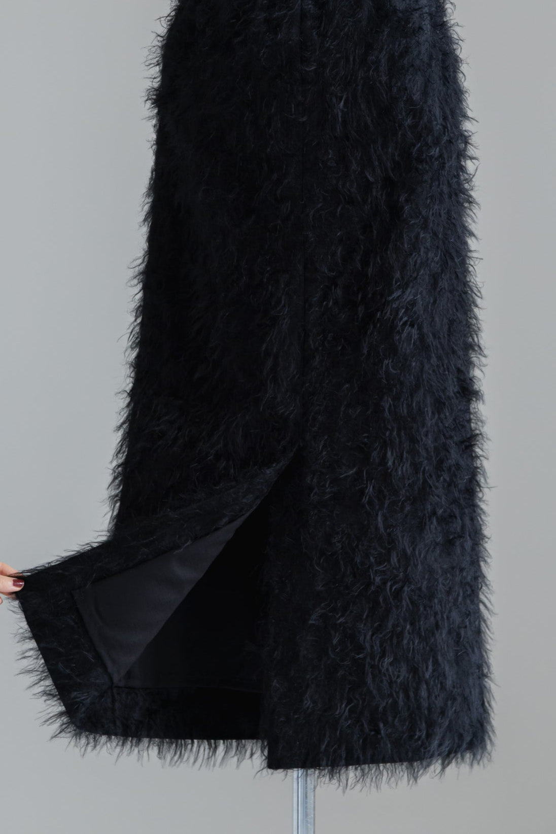 【PRE ORDER】FEATHERED LONG SKIRT (2color)