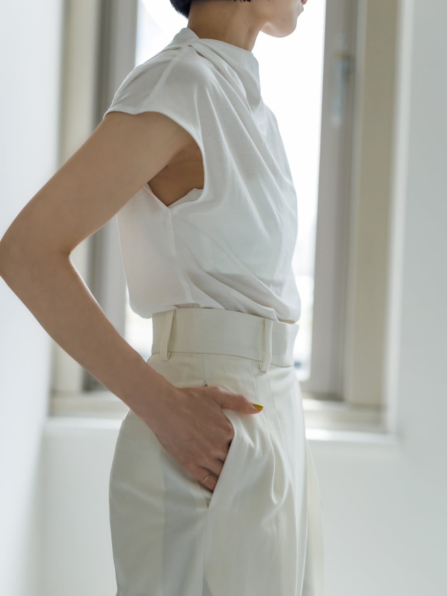 【PRE ORDER】ASYMMETRY TOP (3color)