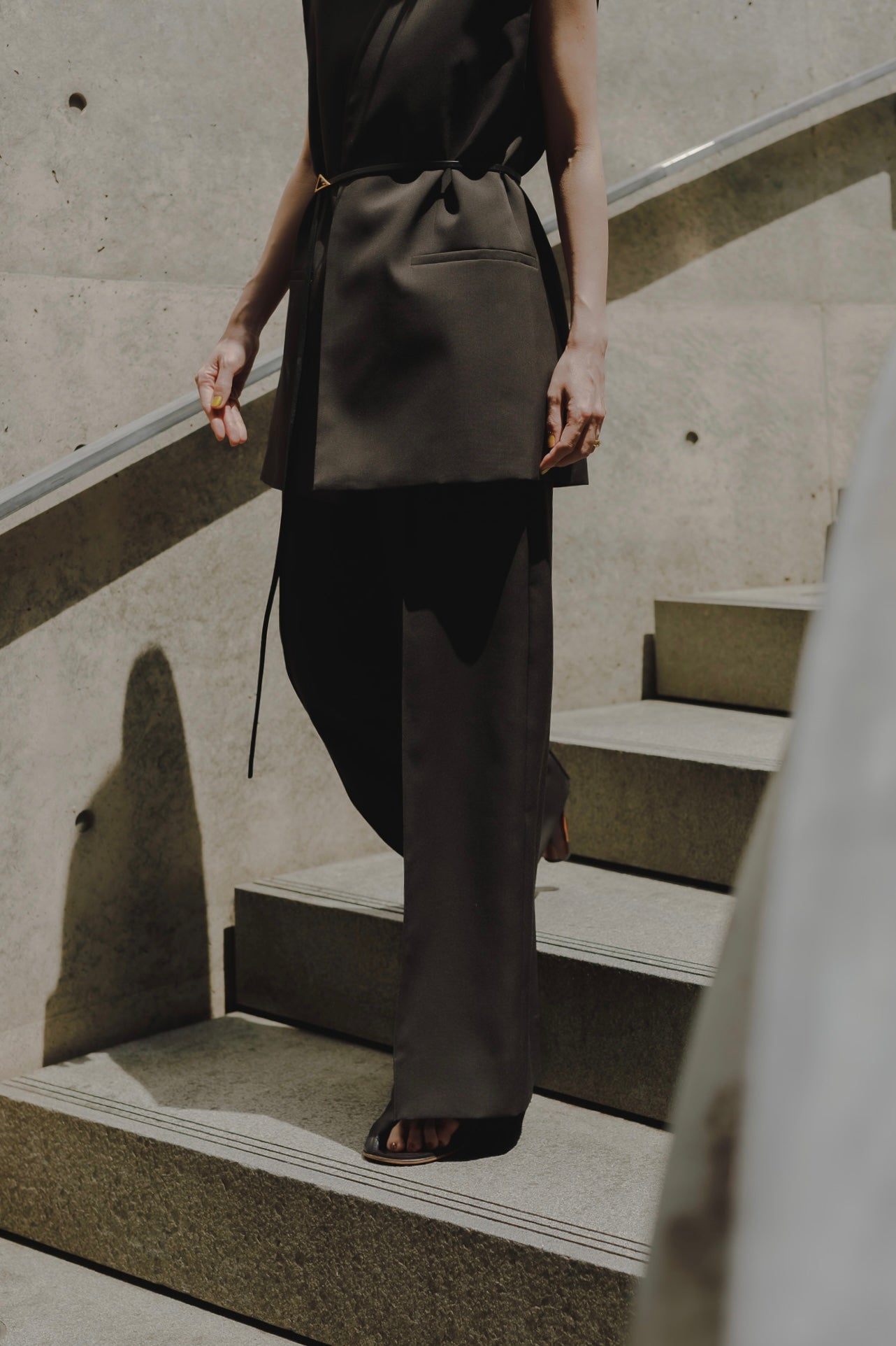 【PREORDER】pintuck gabardine trousers (-d.olive)