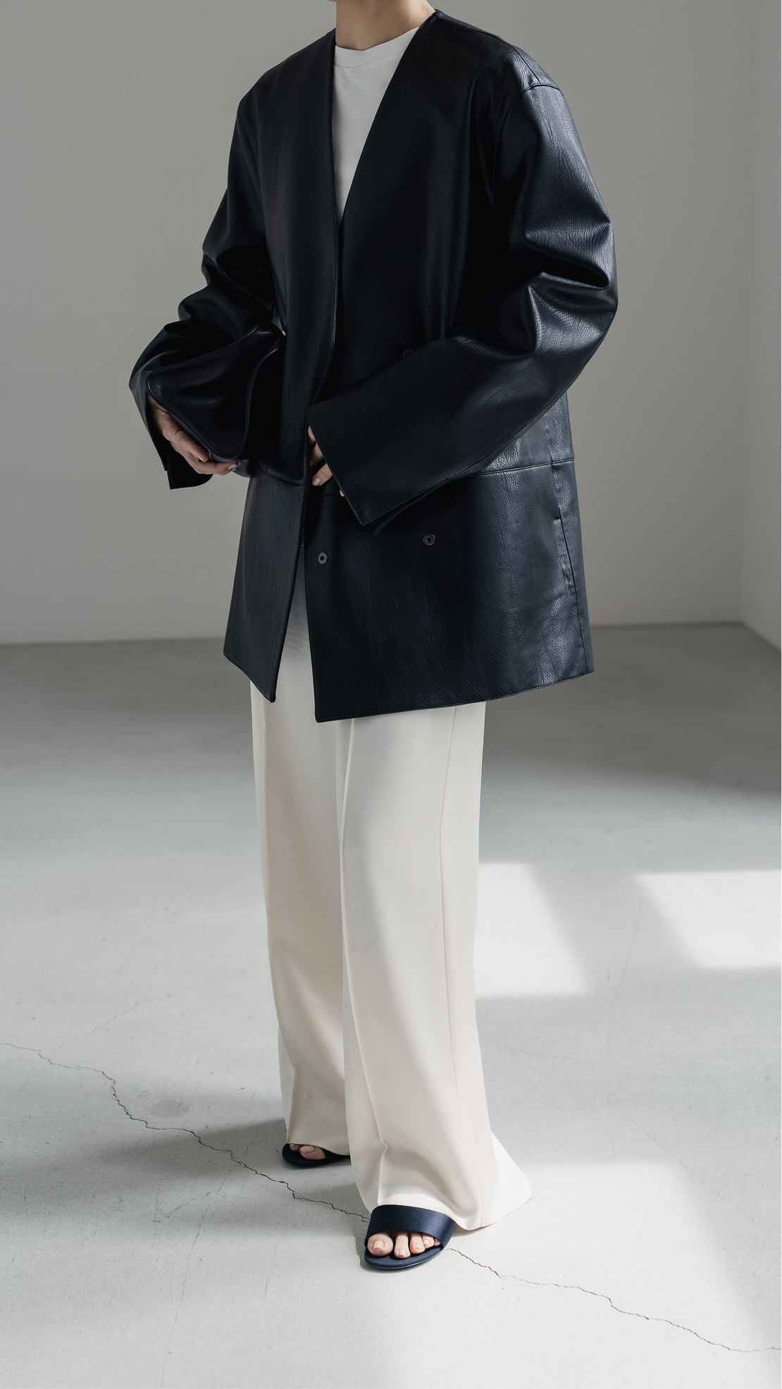 【PRE ORDER】Collarless Leather Jacket(black)