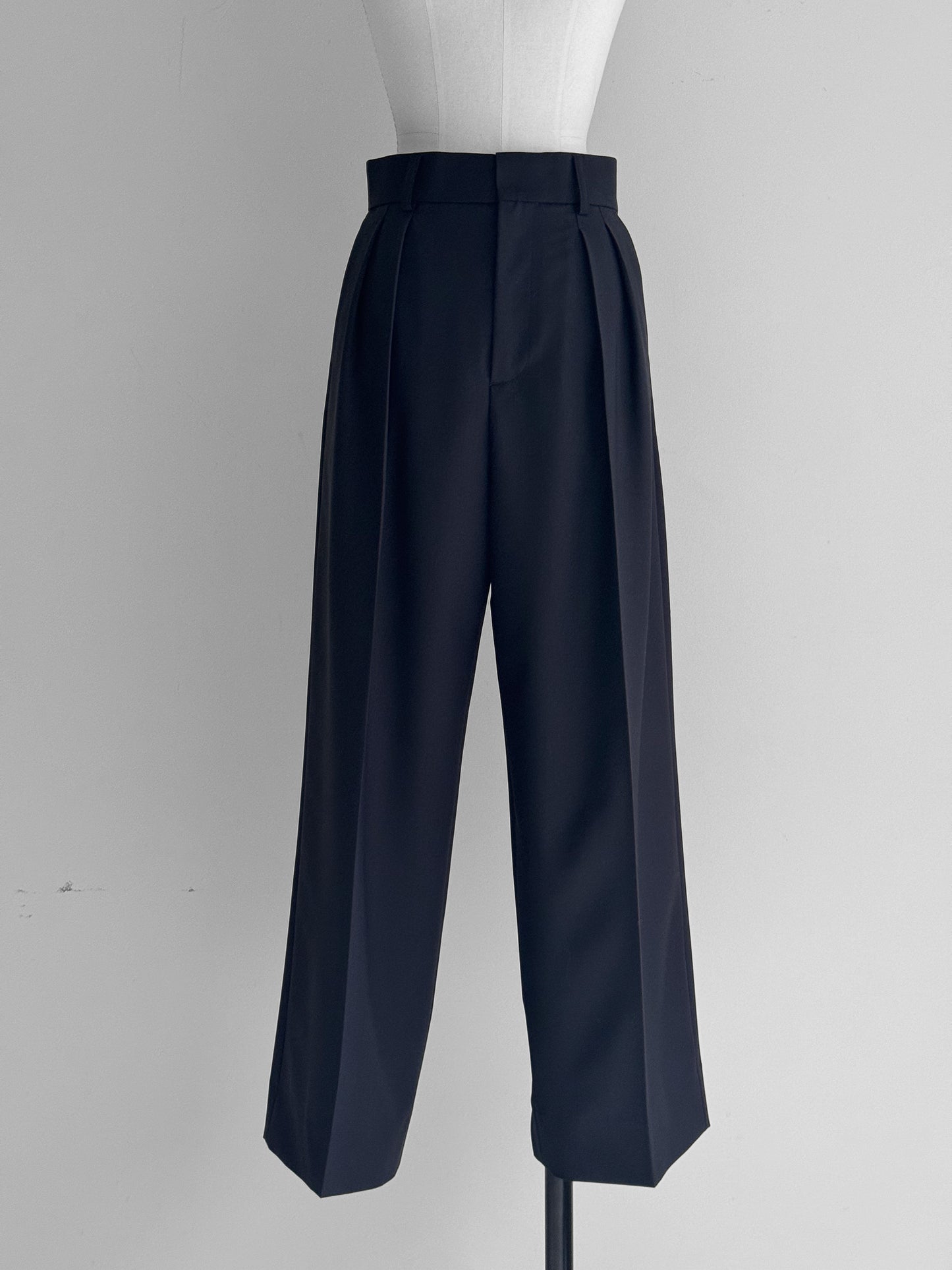 Tuck wide trousers -dark navy-