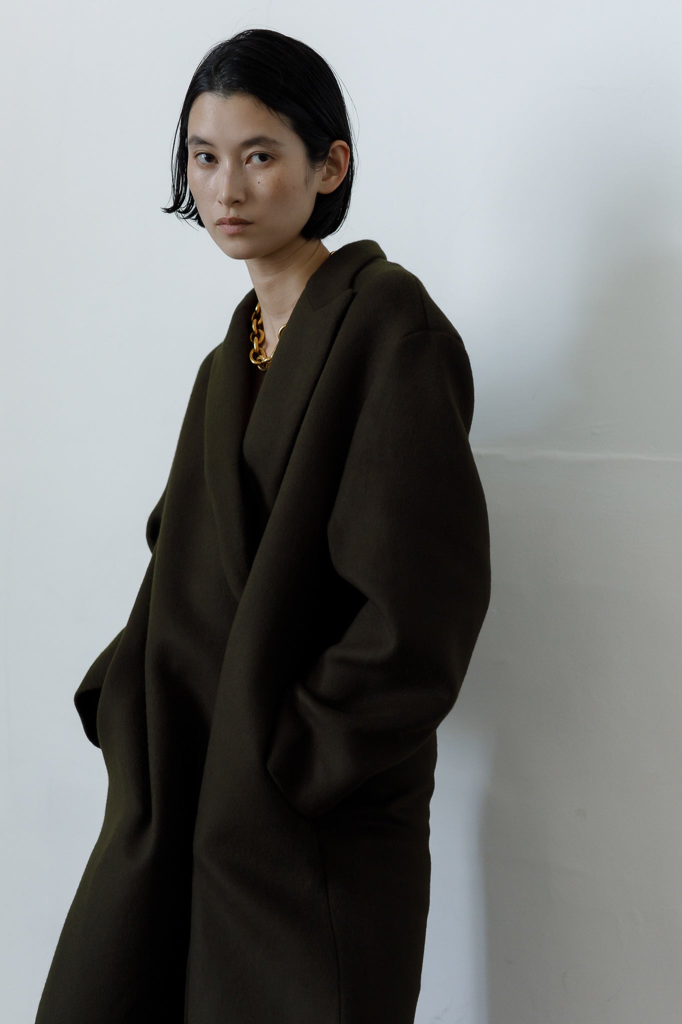 Peaked lapel long coat (-forest green-)