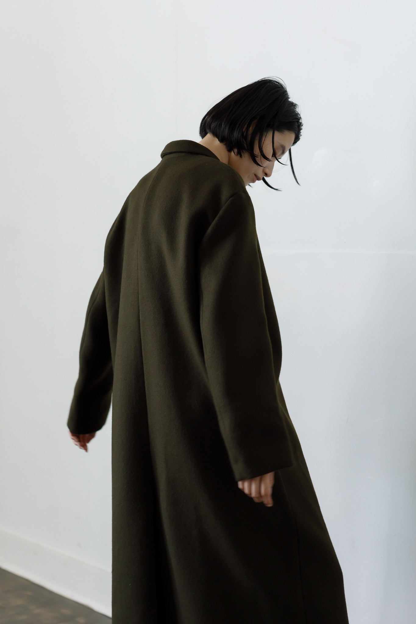 Peaked lapel long coat (-forest green-)