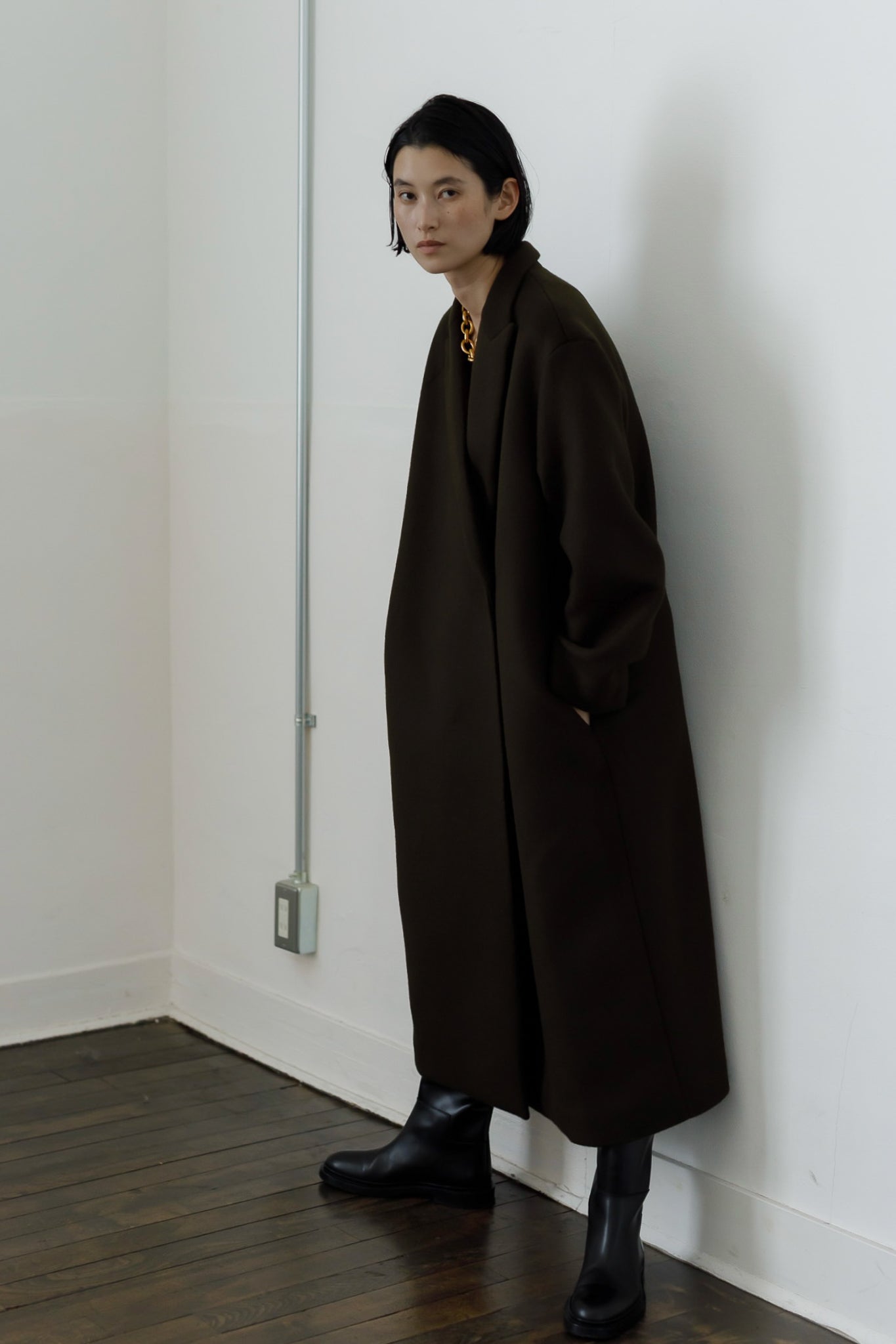 Peaked lapel long coat (-forest green-)