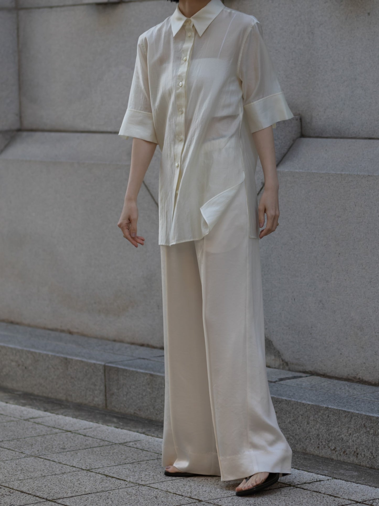sheer half sleeve shirt (-cream-)