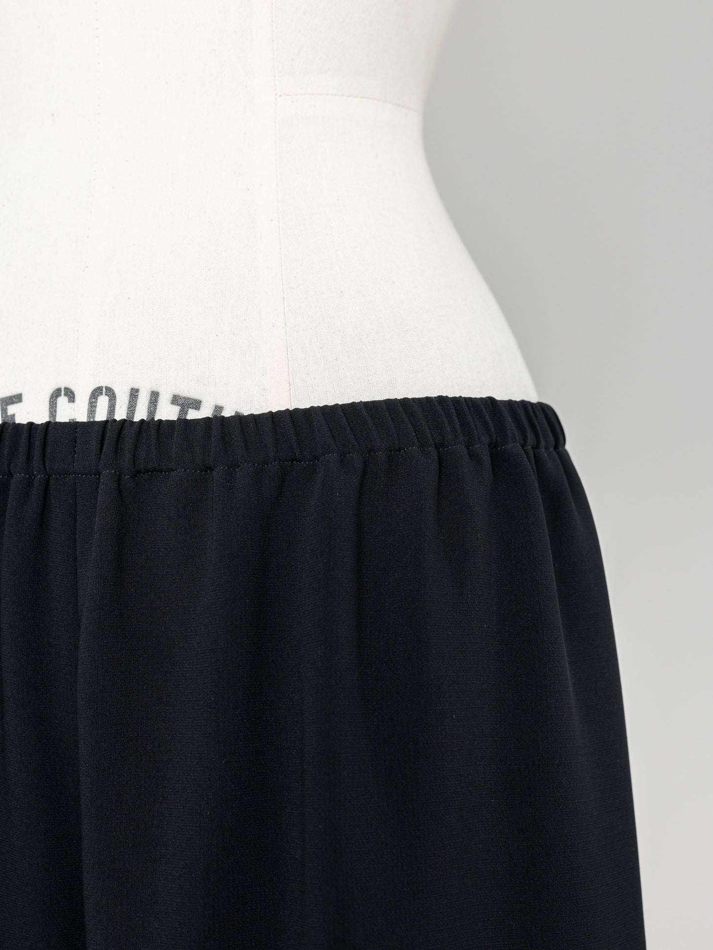 【PRE ORDER】Drape Easy Pants