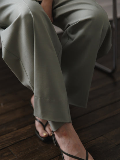 【PRE ORDER】TUCK WIDE TROUSERS (sage)