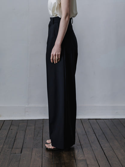 【PRE ORDER】TUCK WIDE TROUSERS (black)