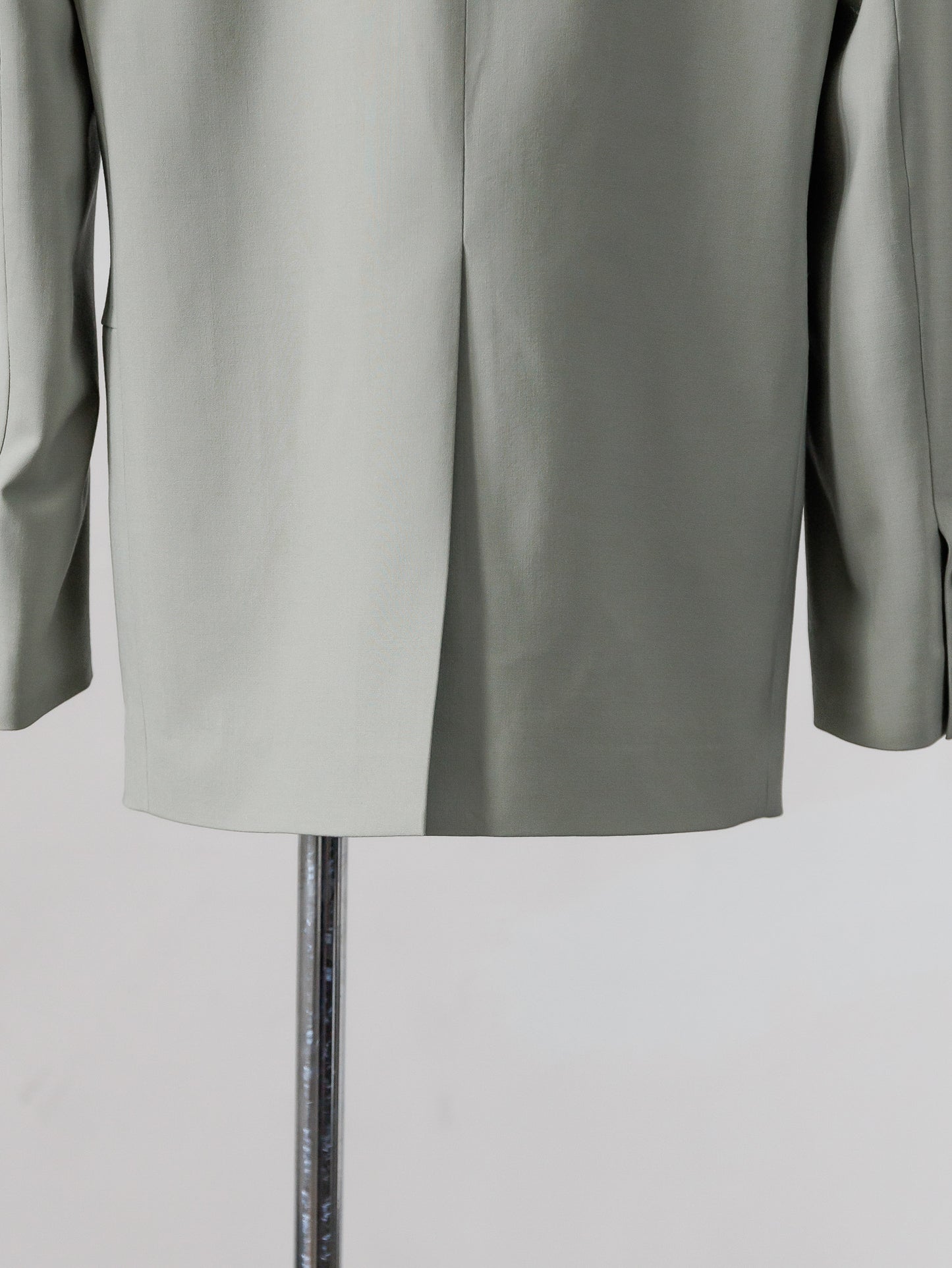 【PRE ORDER】COLLARLESS JACKET (sage)