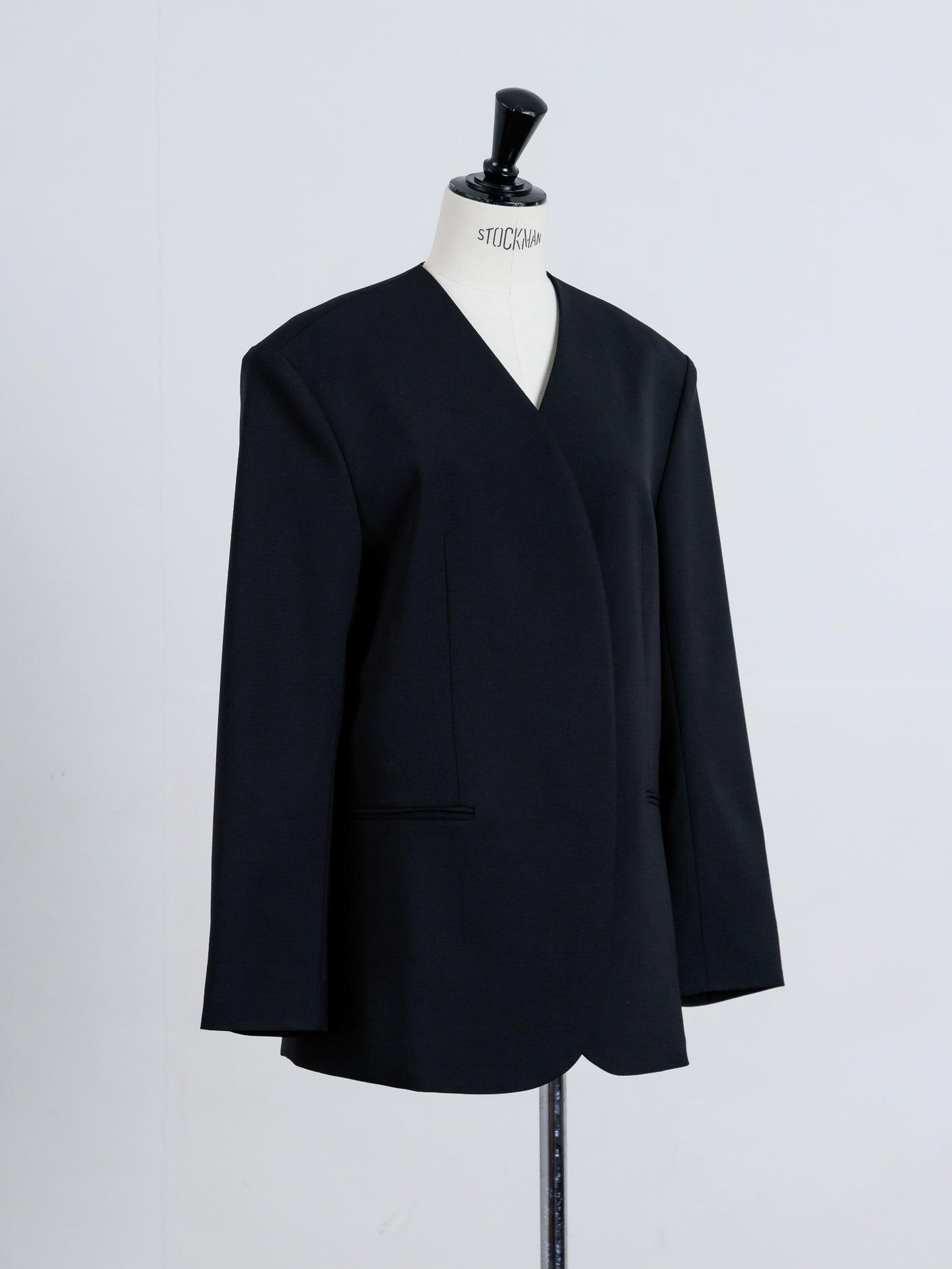 【PRE ORDER】COLLARLESS JACKET (black)