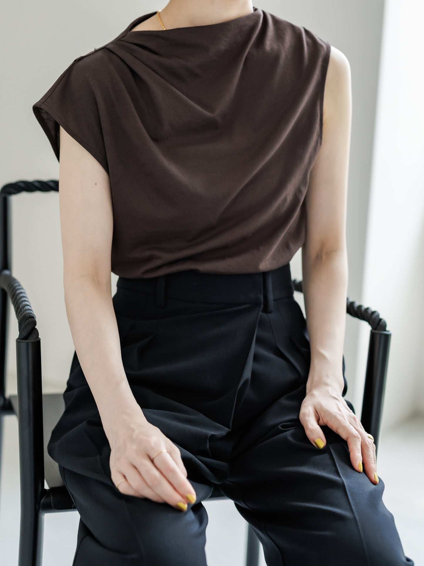 【PRE ORDER】ASYMMETRY TOP (3color)