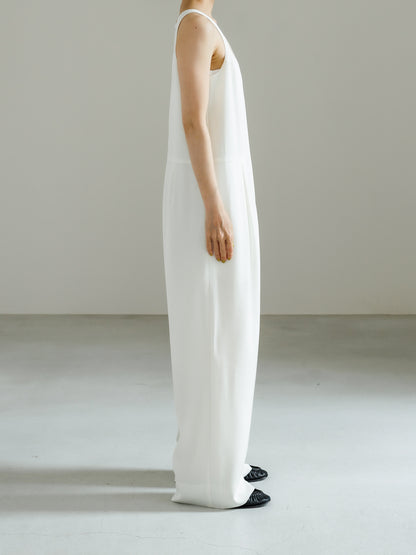 【PRE ORDER】SLEEVELESS JUMPSUIT (2color)