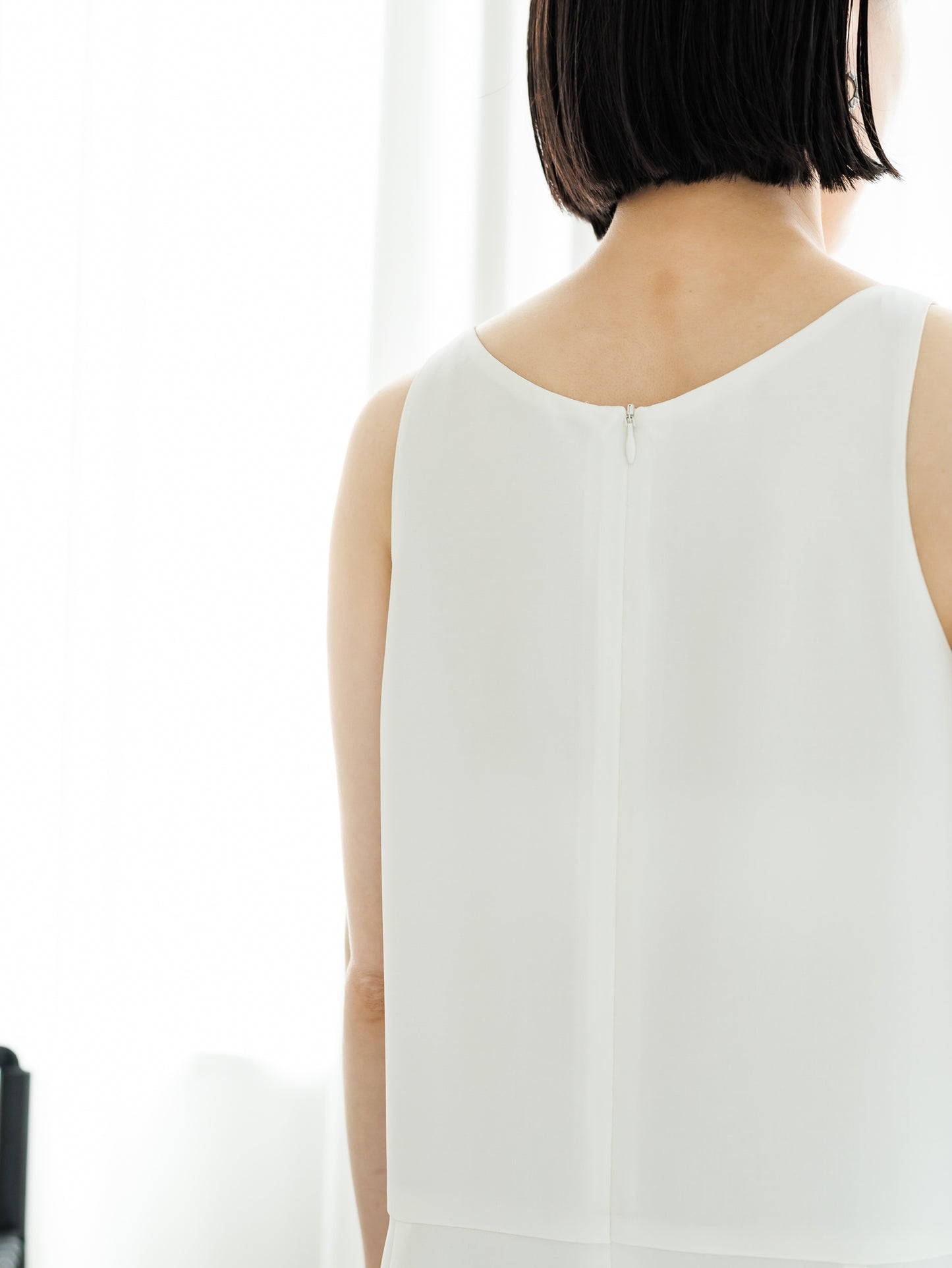 【PRE ORDER】SLEEVELESS JUMPSUIT (2color)