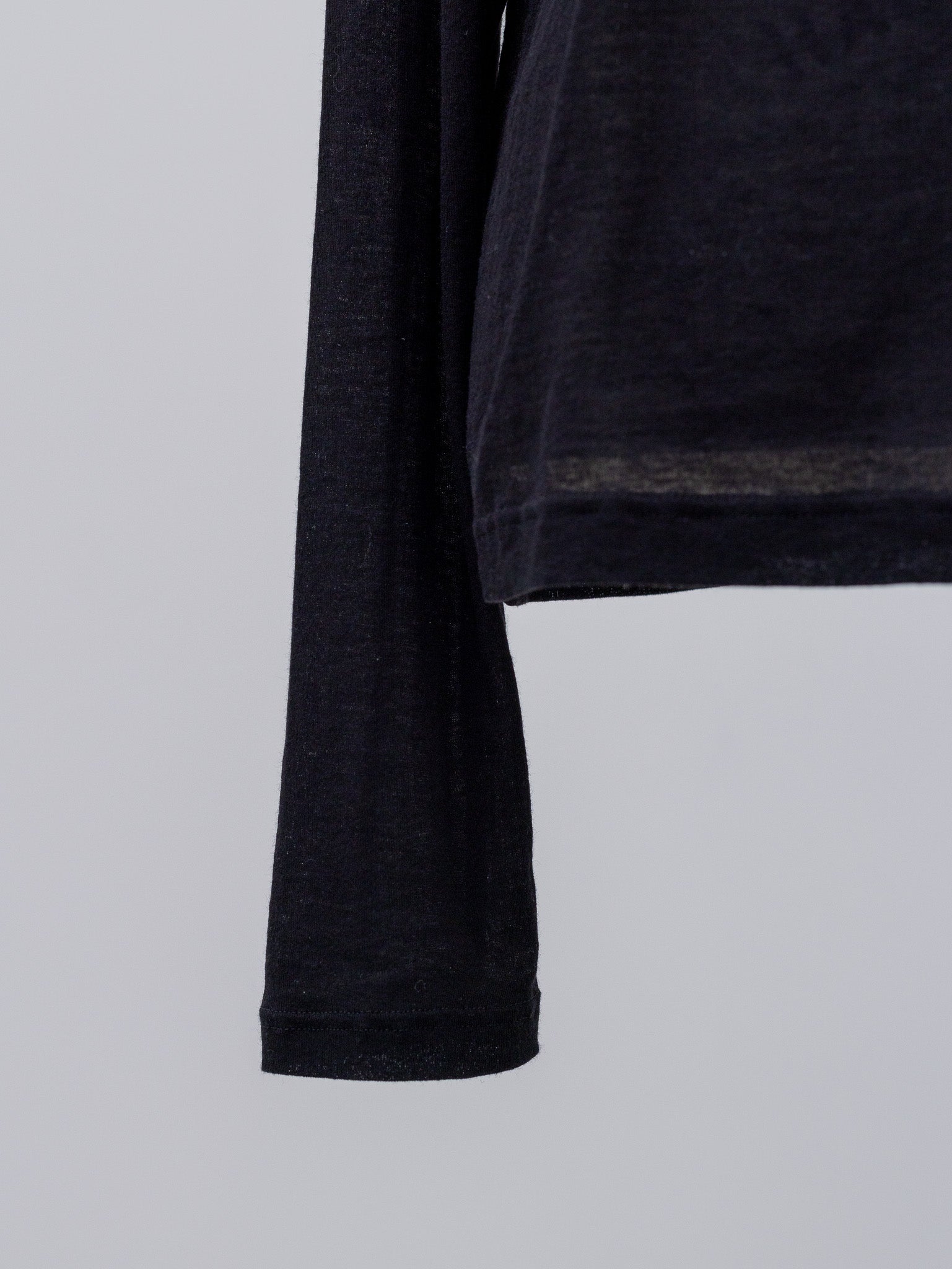 Sheer Cotton Long Sleeve Tee(Black) – NEAU