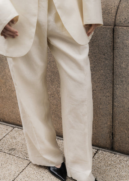 【PRE ORDER】Linen Wrap Trousers (Chalk)