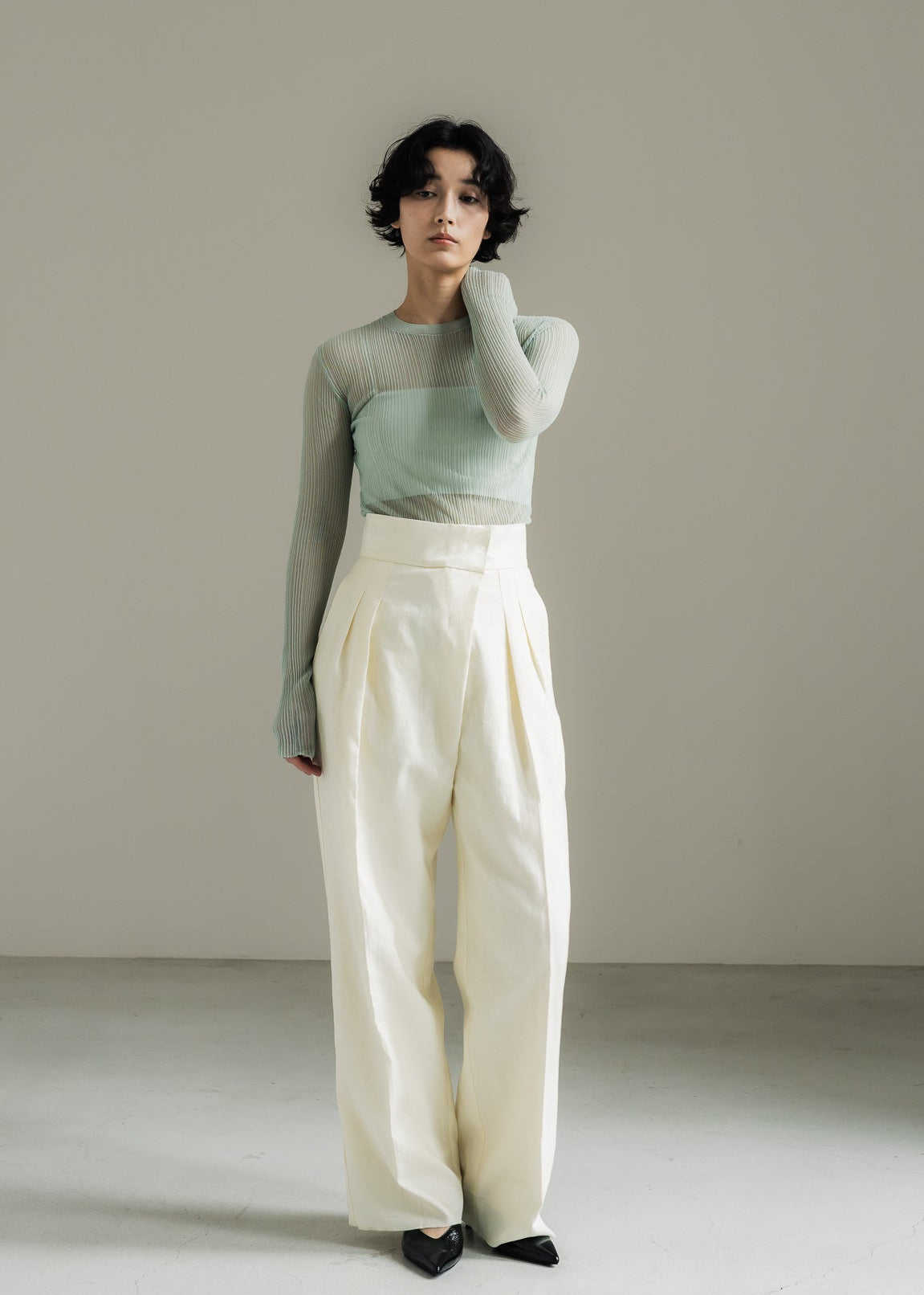【PRE ORDER】Linen Wrap Trousers (Chalk)