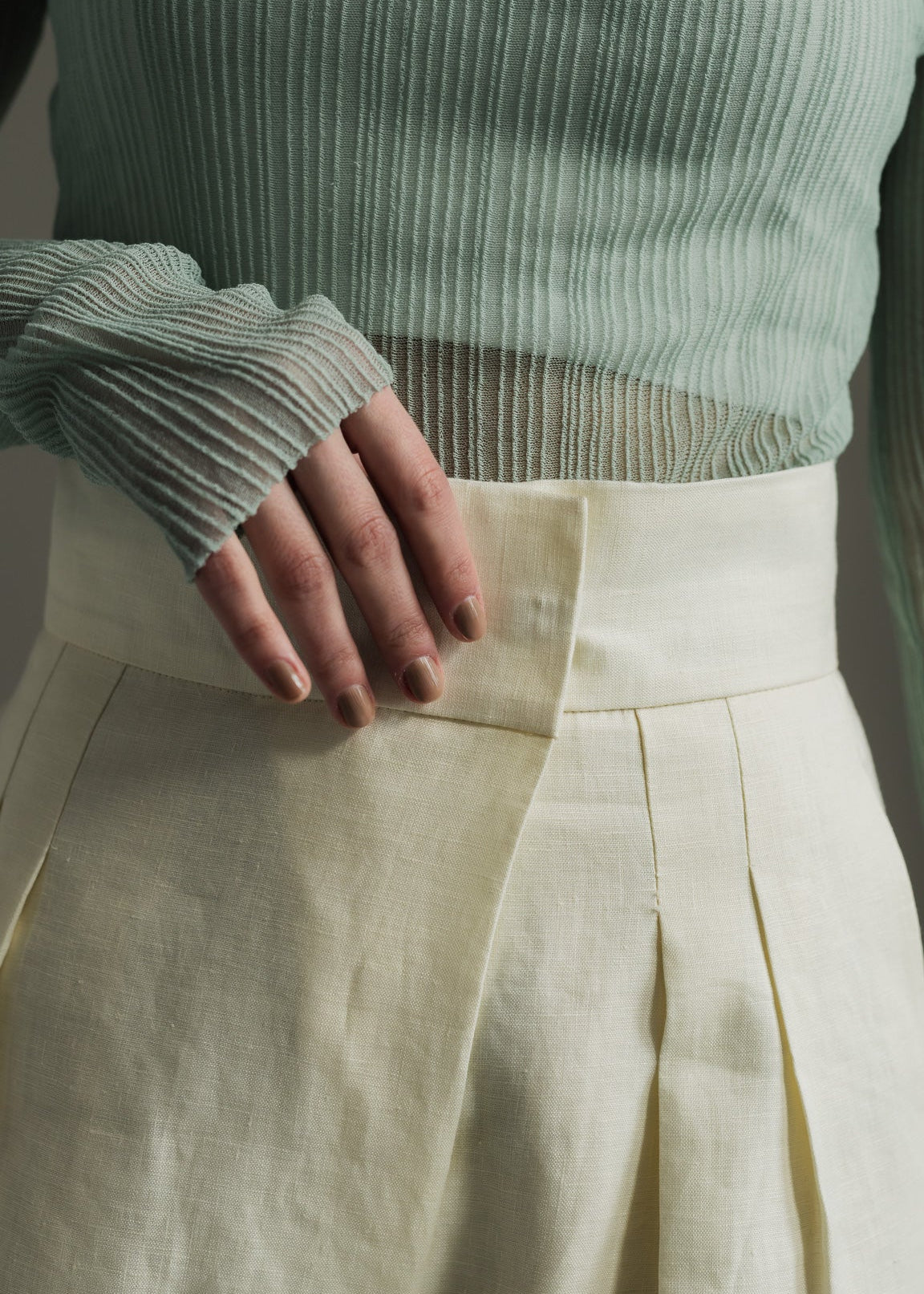 【PRE ORDER】Linen Wrap Trousers (Chalk)