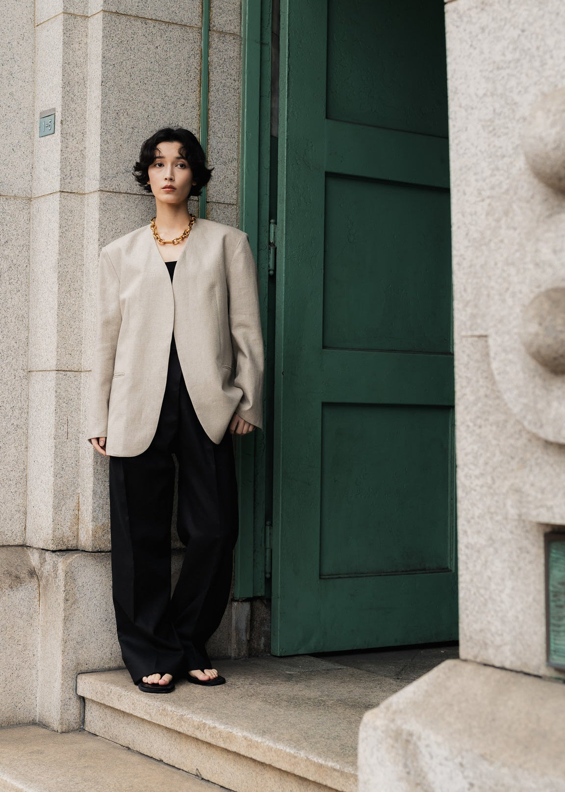 【PRE ORDER】Linen Collarless Jacket(Raw sand)
