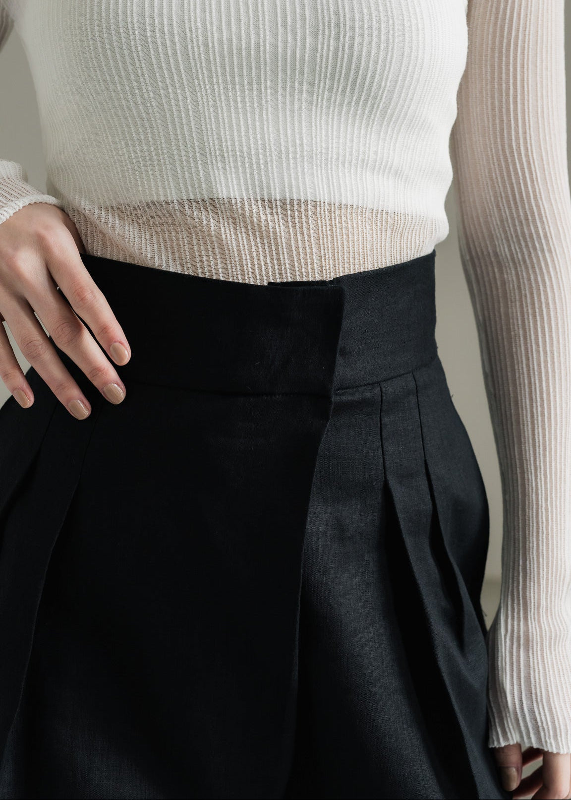 【PRE ORDER】Linen Wrap Trousers (Ink Black)