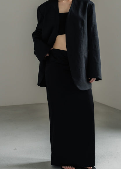 【PRE ORDER】Satin Straight Skirt (Black)