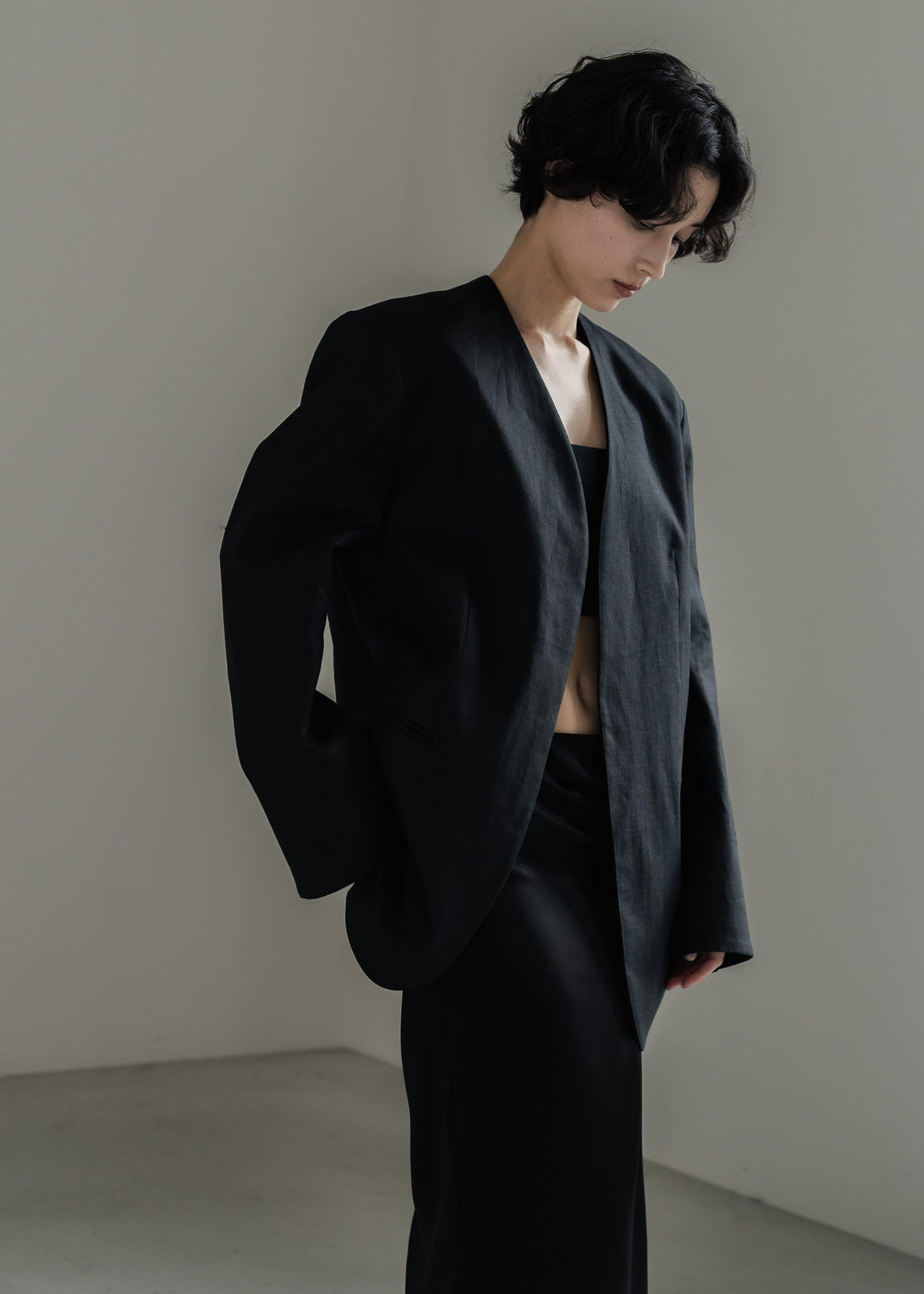 【PRE ORDER】Collarless Linen Jacket (Ink Black)