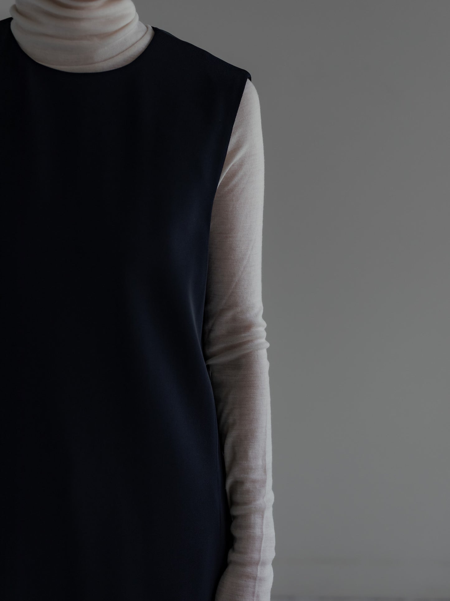 Long slit dress -dark navy-