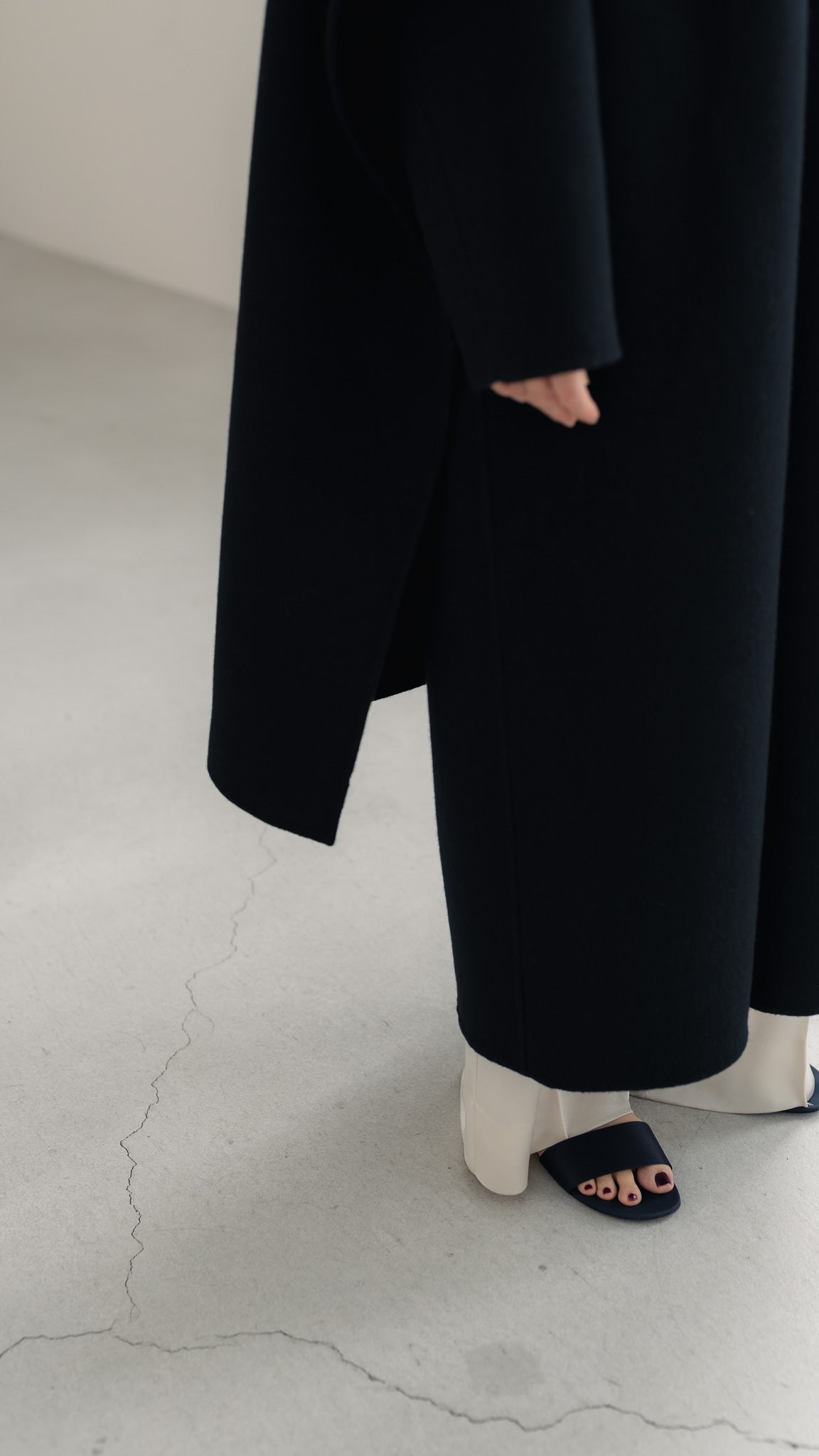 【PRE ORDER】Serene Robe Coat(black)