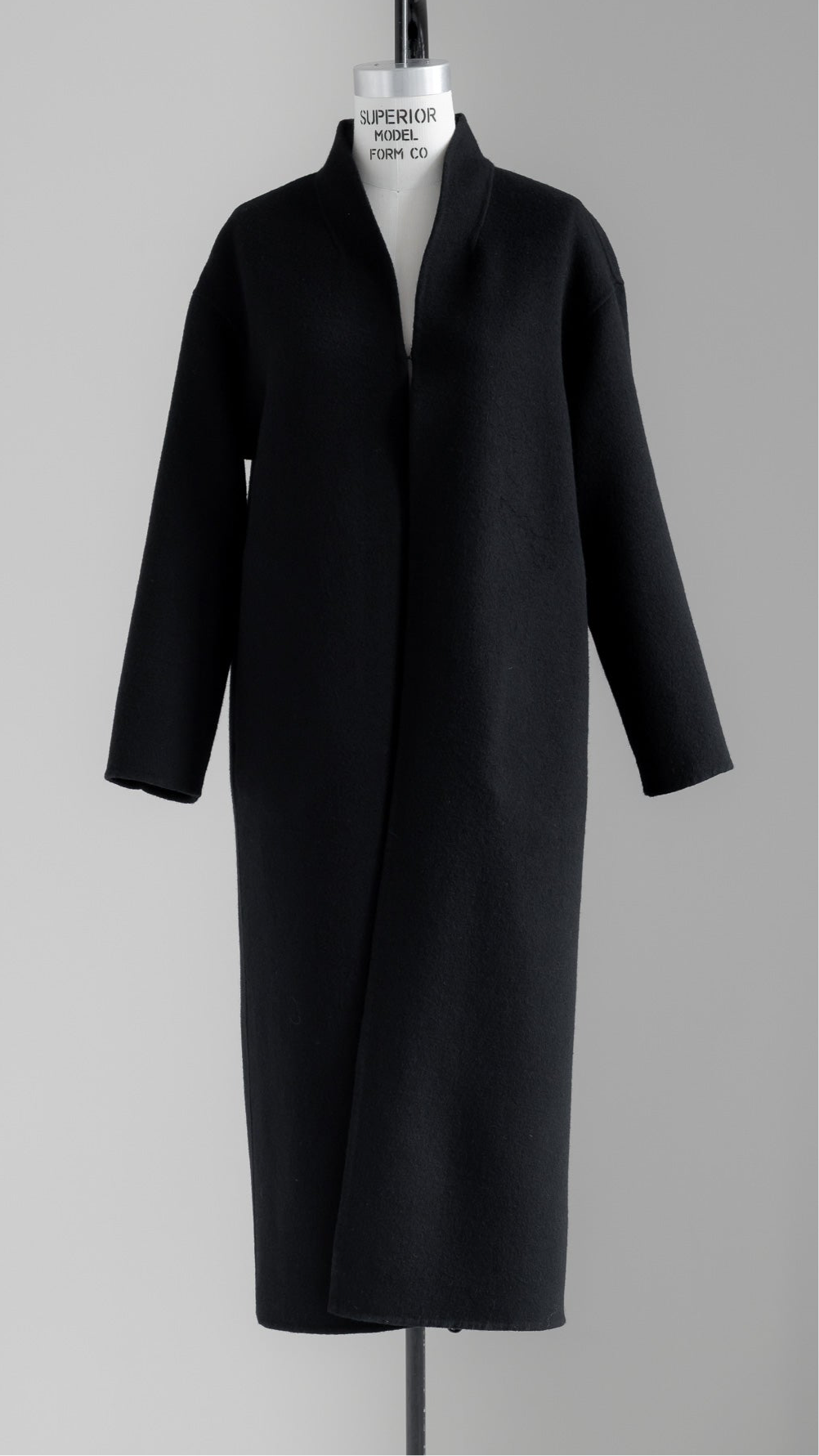 【PRE ORDER】Serene Robe Coat(black)
