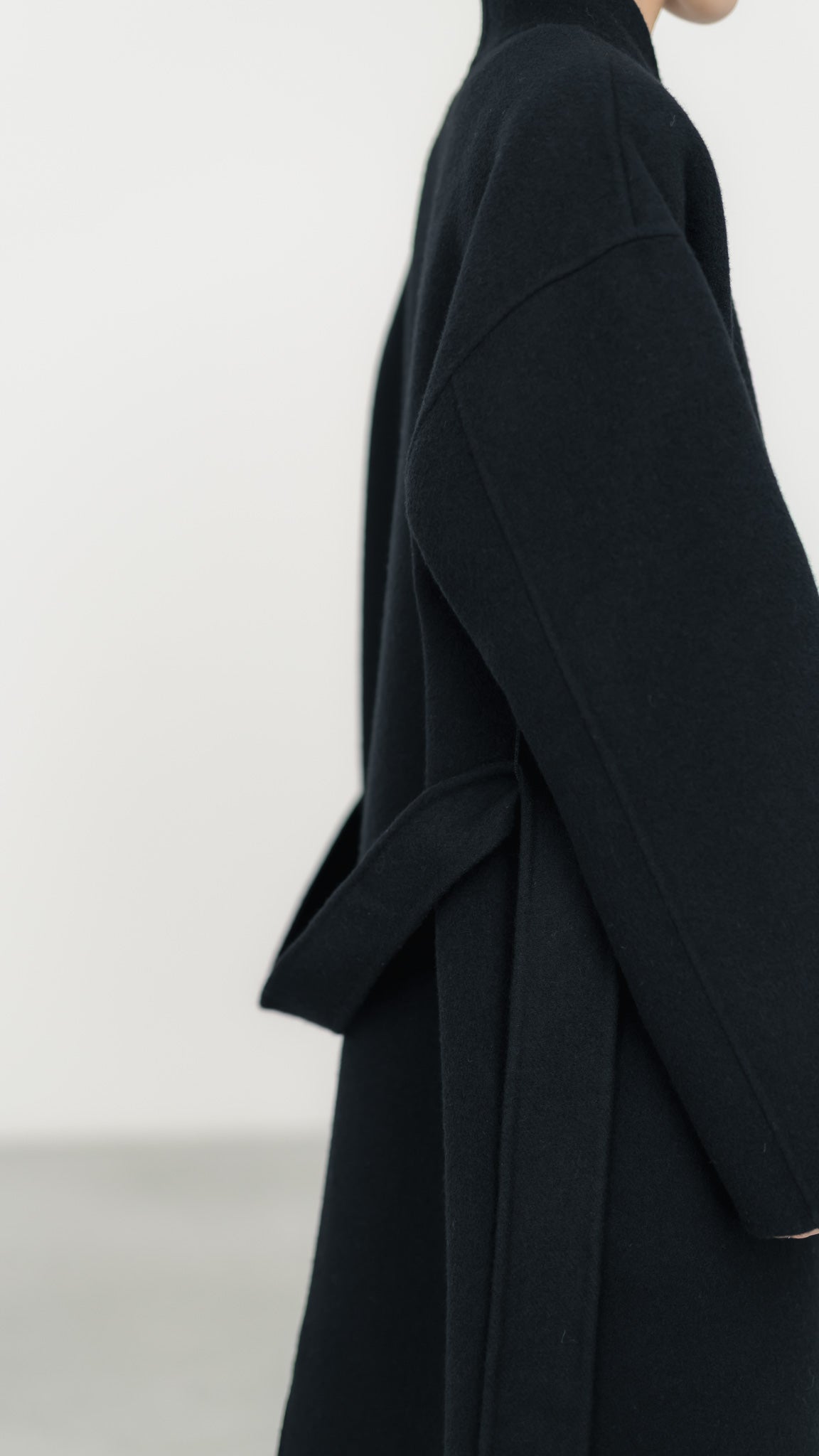 【PRE ORDER】Serene Robe Coat(black)