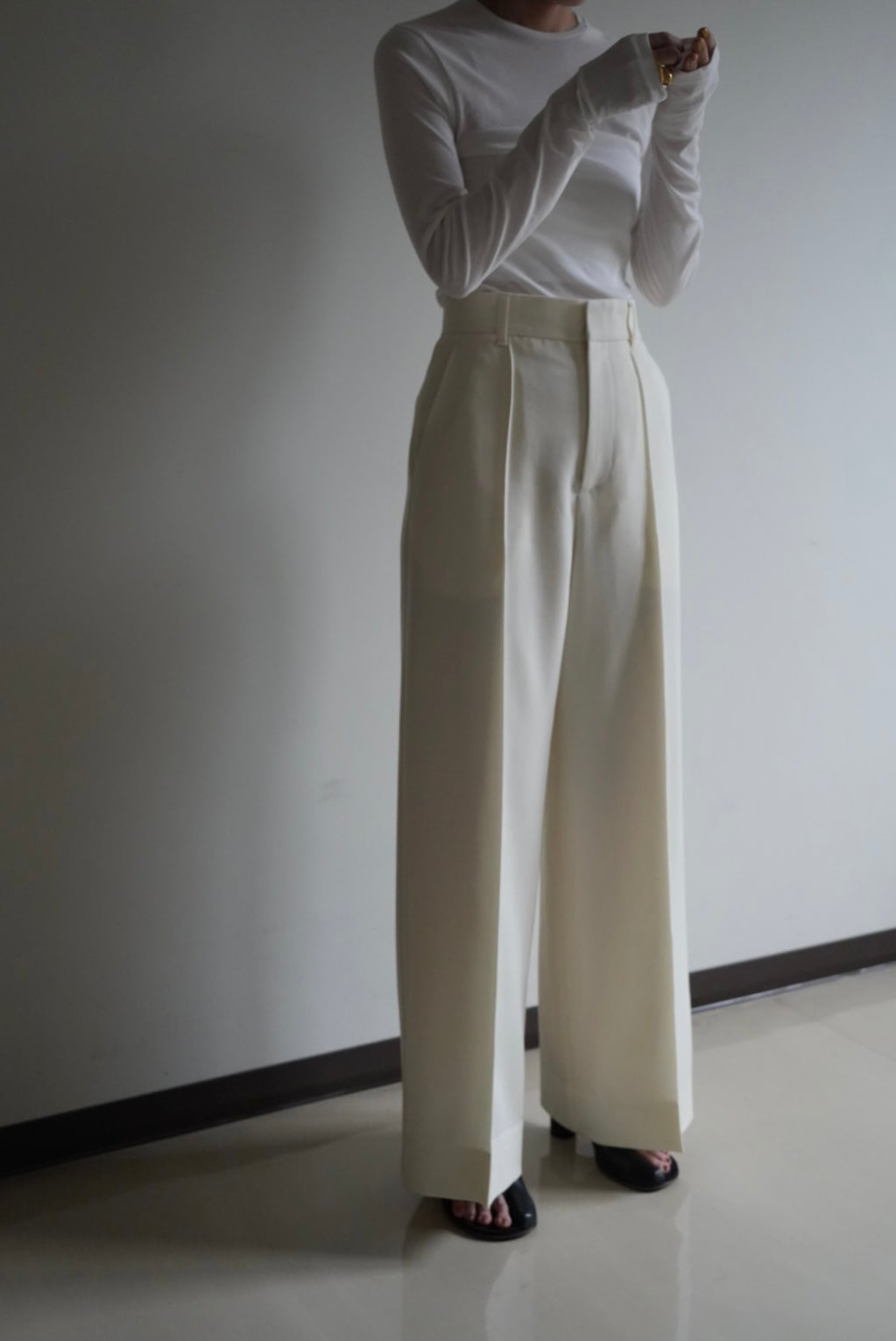 pintuck gabardine trousers (-ivory-)