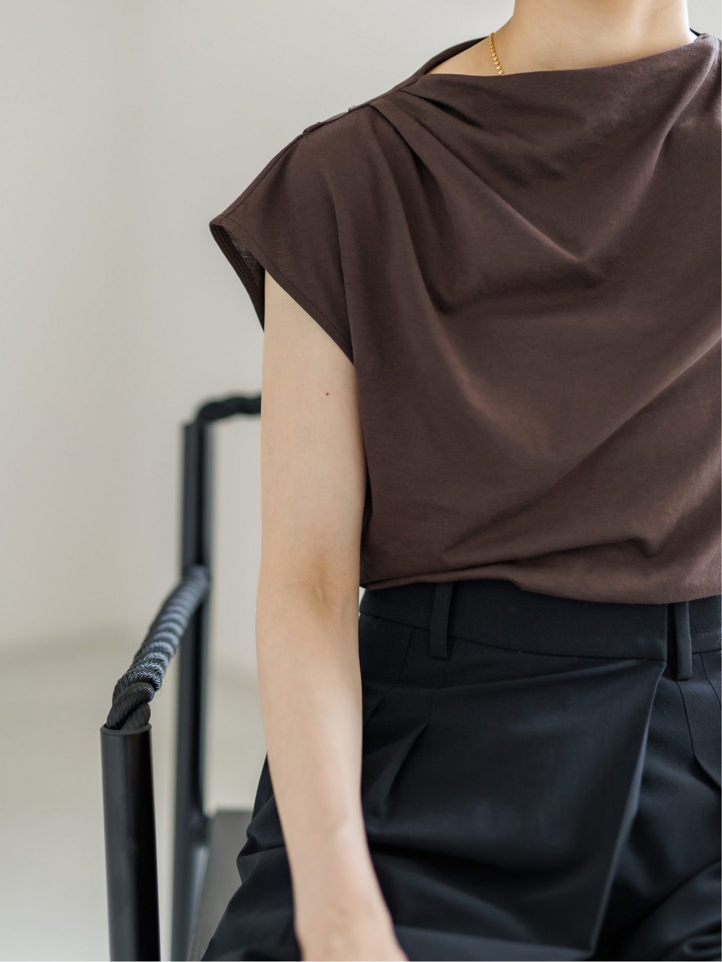 【PRE ORDER】ASYMMETRY TOP (3color)