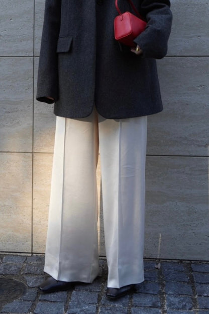 【PRE-ORDER】Satin Easy Pants (milk)