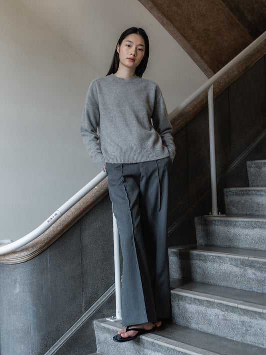 【PRE ORDER】Pintuck Gabardine Trousers