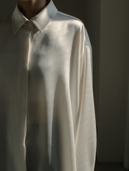 【PRE ORDER】Fluid Satin Shirt(Milk)