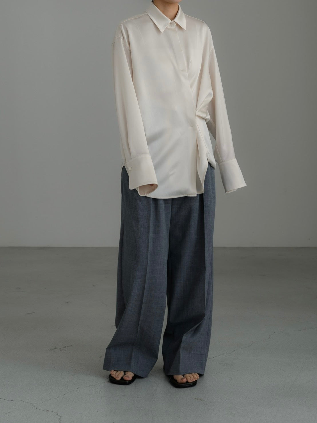 [PRE ORDER]Sirospun Wide Tuck Trousers(Heather Gray)