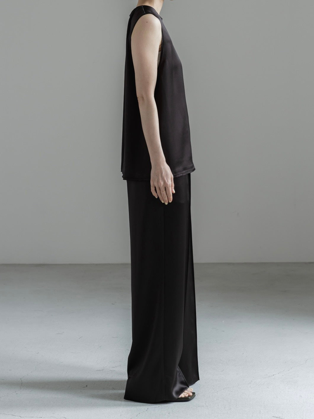 【PRE ORDER】Satin Tank Top