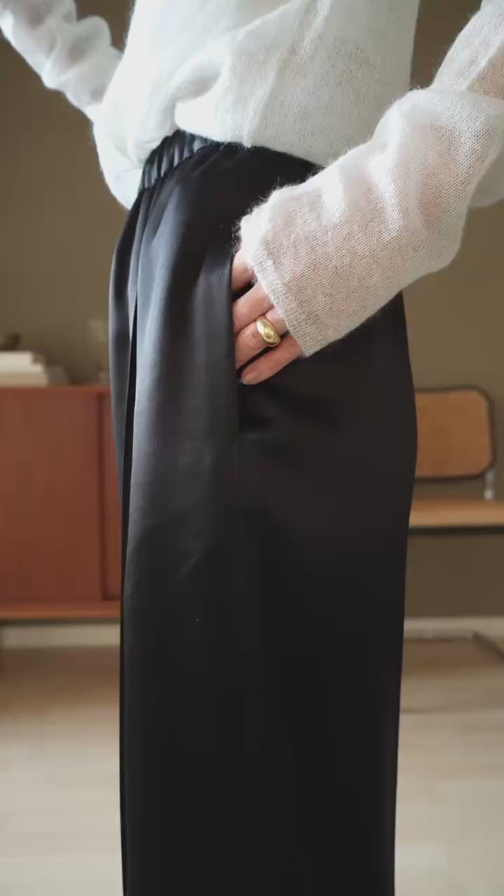 PRE-ORDER】Satin Easy Pants (black) – NEAU__online